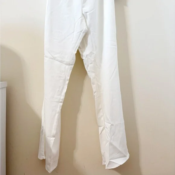 LULUS Luxe Behavior White Off-the-Shoulder Tie-Strap Cropped Jumpsuit Sz XL NWT - Picture 6 of 12